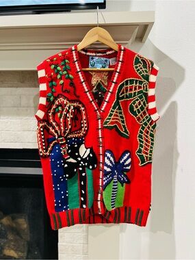 Vintage Just Better Sweater by Lisa Coufal Red Festive Christmas Tree Knit  Vest